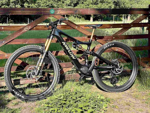 Amflow PL Carbon E-Mountain Bike D J I Avinox Drive System Integrated